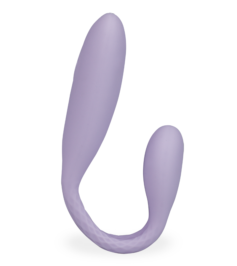 Sharing remote-controlled couples' vibrator