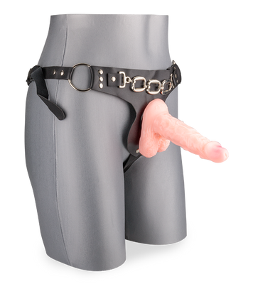 O-Ring strap on harness